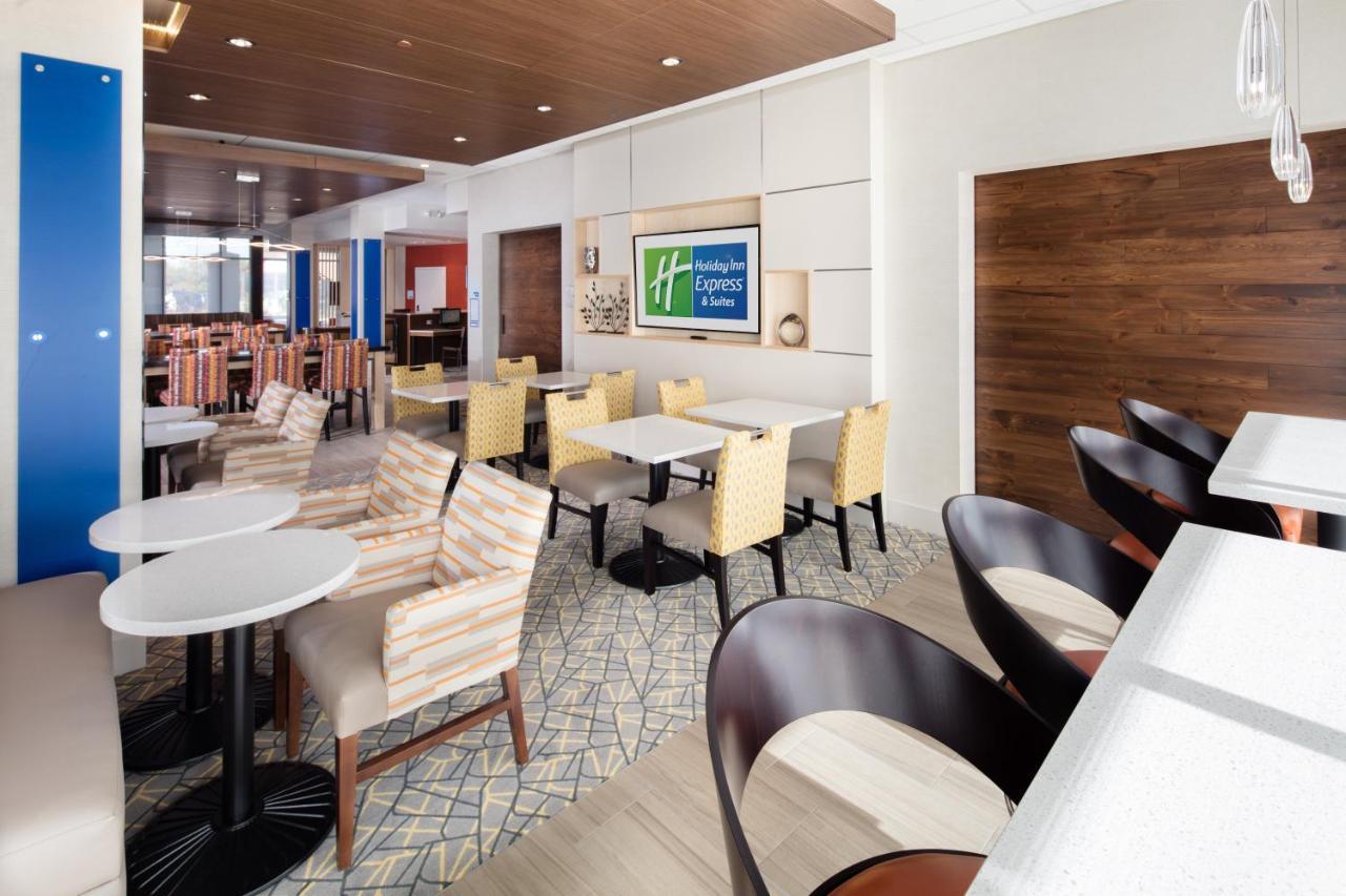 Holiday Inn Express East Peoria - Riverfront By Ihg מראה חיצוני תמונה